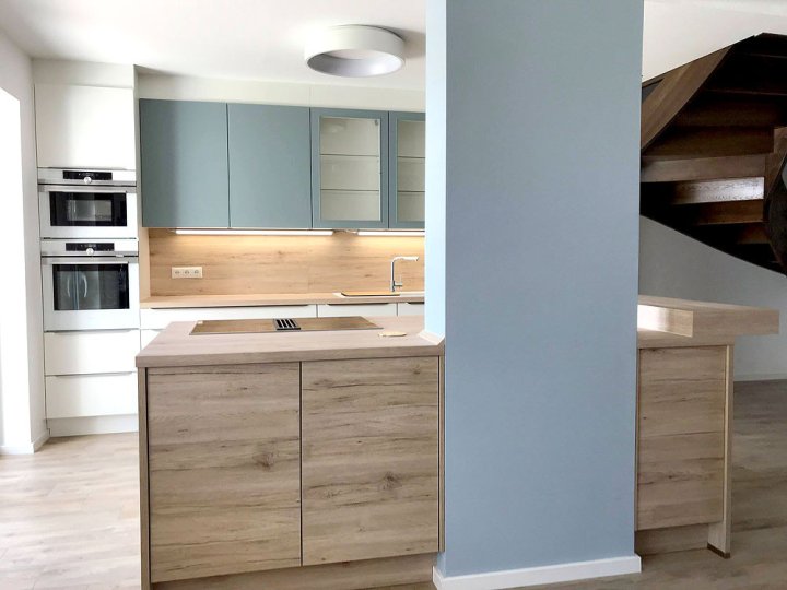 16-bring-farbe-in-deine-designkueche-8