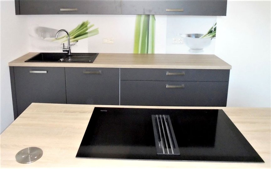 02-zeitlose-kueche-mit-frischen-akzenten-4